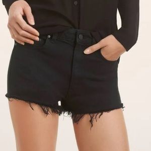 Aritzia Talula black cut off high waisted shorts size 28